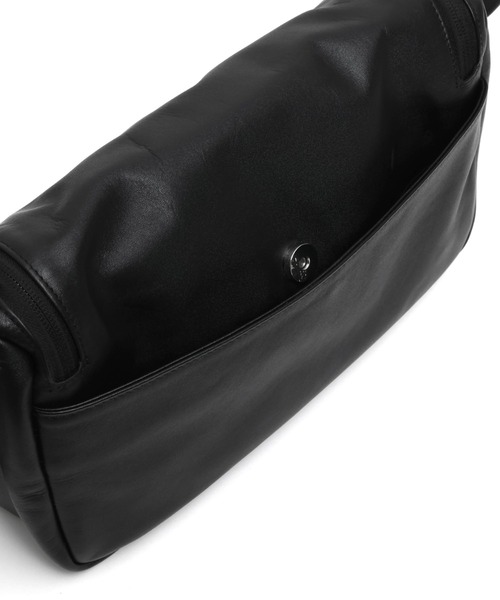 YArKA（ヤーカ）の「【YArKA/ヤーカ】real leather round zip shoulder bag [tdht7] / ラウンドzipショルダーバッグ（ショルダーバッグ・レディース・ブラック・FREE）」の12枚目の写真