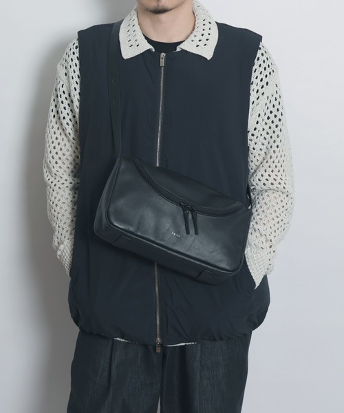 YArKA（ヤーカ）の「【YArKA/ヤーカ】real leather round zip shoulder bag [tdht7] / ラウンドzipショルダーバッグ（ショルダーバッグ・レディース・ブラック・FREE）」の16枚目の写真