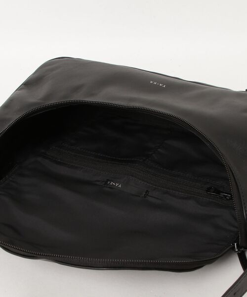 YArKA（ヤーカ）の「【YArKA/ヤーカ】real leather round zip shoulder bag [tdht7] / ラウンドzipショルダーバッグ（ショルダーバッグ・レディース・ブラック・FREE）」の22枚目の写真