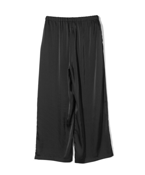 MIDIUMISOLID(ミディウミソリッド)の「MIDIUMISOLID for Ladies サテンイージーパンツ(その他パンツ・レディース・ブラック/アイボリー・FREE)」の9枚目の写真