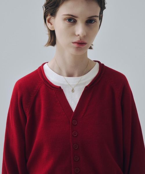 soerte(ソエルテ)の「Wool Blend Rolled Edge Henley Neck Knit / ウールブレンドヘンリーネックニット(ニット/セーター・メンズ・レッド/グレー/ブラウン/ブラック・3/1/2)」の15枚目の写真