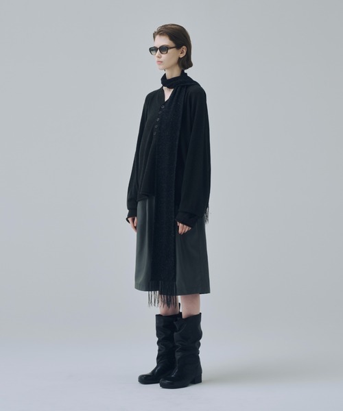 soerte(ソエルテ)の「Wool Blend Rolled Edge Henley Neck Knit / ウールブレンドヘンリーネックニット(ニット/セーター・メンズ・レッド/グレー/ブラウン/ブラック・3/1/2)」の7枚目の写真