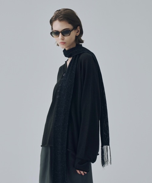 soerte(ソエルテ)の「Wool Blend Rolled Edge Henley Neck Knit / ウールブレンドヘンリーネックニット(ニット/セーター・メンズ・レッド/グレー/ブラウン/ブラック・3/1/2)」の21枚目の写真