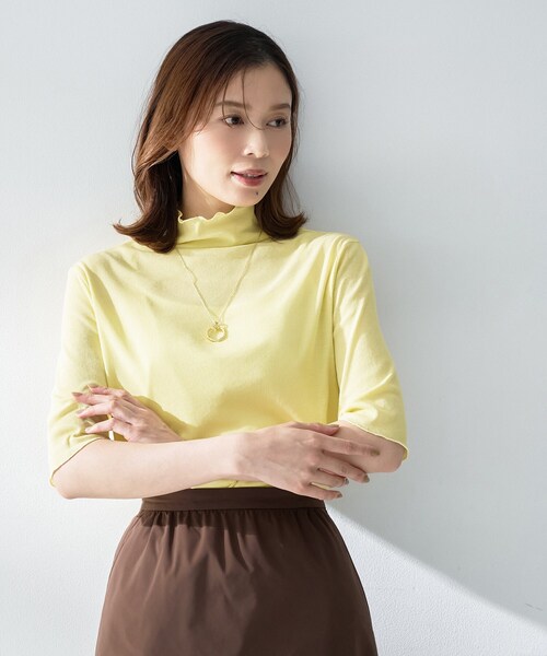 UNTITLED(アンタイトル)の「シアーテレコハイネックトップス(Tシャツ/カットソー・レディース・サックスブルー/オフホワイト/ブラック/ライトイエロー系/ピンク/ライトグリーン/チャコールグレー・02/04/48/50/00/44)」の6枚目の写真
