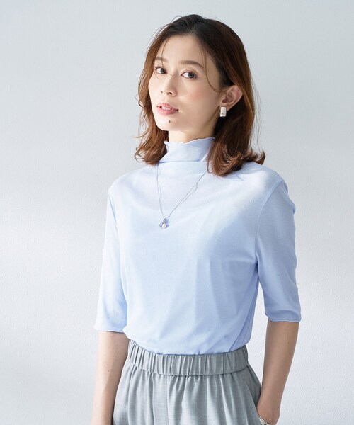 UNTITLED(アンタイトル)の「シアーテレコハイネックトップス(Tシャツ/カットソー・レディース・サックスブルー/オフホワイト/ブラック/ライトイエロー系/ピンク/ライトグリーン/チャコールグレー・02/04/48/50/00/44)」の5枚目の写真