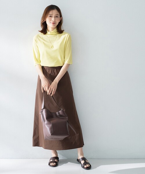UNTITLED(アンタイトル)の「シアーテレコハイネックトップス(Tシャツ/カットソー・レディース・サックスブルー/オフホワイト/ブラック/ライトイエロー系/ピンク/ライトグリーン/チャコールグレー・02/04/48/50/00/44)」の18枚目の写真