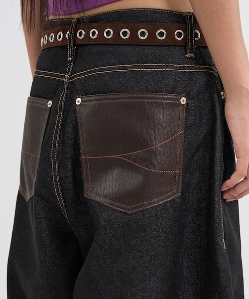 raucohouse(ラウコハウス)の「ロールアップワイドデニムハーフパンツバミューダパンツ(デニムパンツ・レディース・ブラック・M/S)」の9枚目の写真