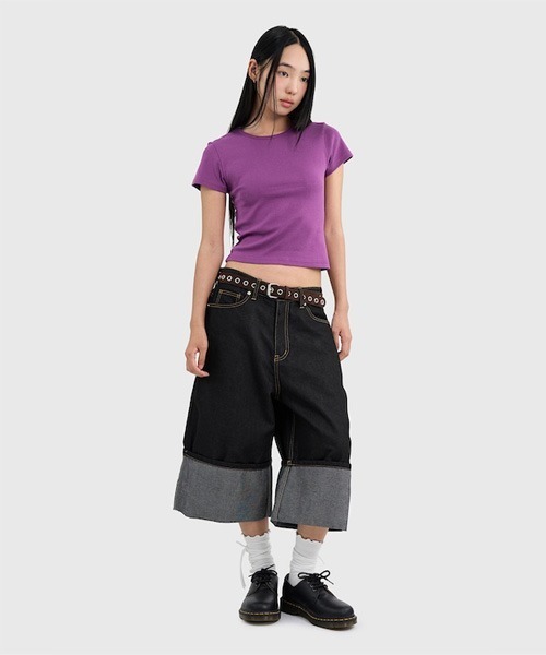 raucohouse(ラウコハウス)の「ロールアップワイドデニムハーフパンツバミューダパンツ(デニムパンツ・レディース・ブラック・M/S)」の12枚目の写真