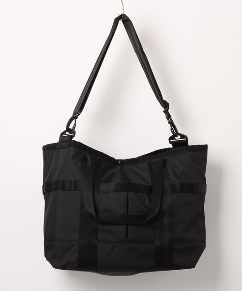 NEW ERA(ニューエラ)の「NEW ERA TOTE BAG 1680D 2 / ニューエラ(バックパック/リュック・レディース・ブラック・FREE)」の2枚目の写真