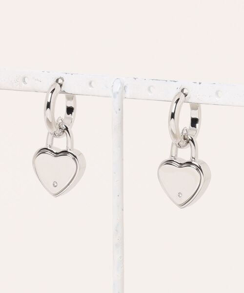 MARC JACOBS（マークジェイコブス）の「HEART PADLOCK EARRINGS/ハート パドロック ピアス（ピアス（両耳用）・レディース・シルバー/アンティークゴールド・ONE SIZE）」の8枚目の写真