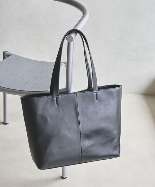 green label relaxing(グリーンレーベルリラクシング)の「GLR ファンクショナル V3 レザー トートバッグ(トートバッグ・メンズ・ネイビー/ダークブラウン/ブラック・FREE)」の2枚目の写真