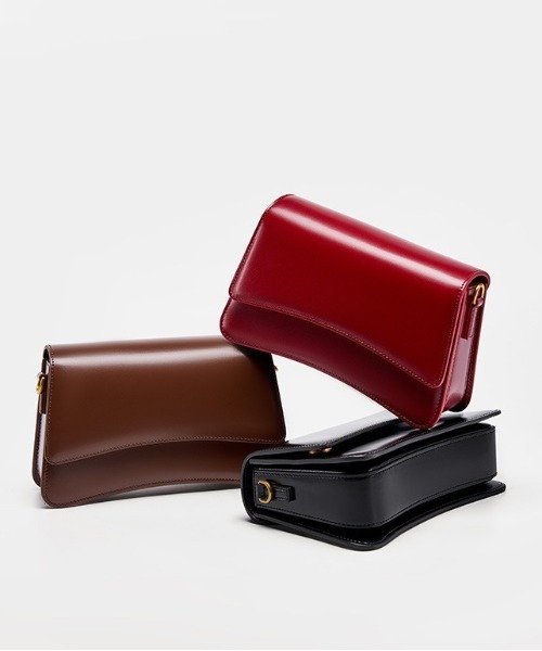 NiiNa(ニーナ)の「【 NiiNa / ニーナ 】高品質レザー2wayスリムシルエットショルダーバッグ(ショルダーバッグ・レディース・レッド・FREE)」の9枚目の写真