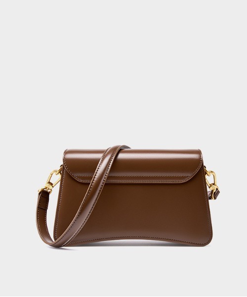 NiiNa(ニーナ)の「【 NiiNa / ニーナ 】高品質レザー2wayスリムシルエットショルダーバッグ(ショルダーバッグ・レディース・レッド・FREE)」の13枚目の写真