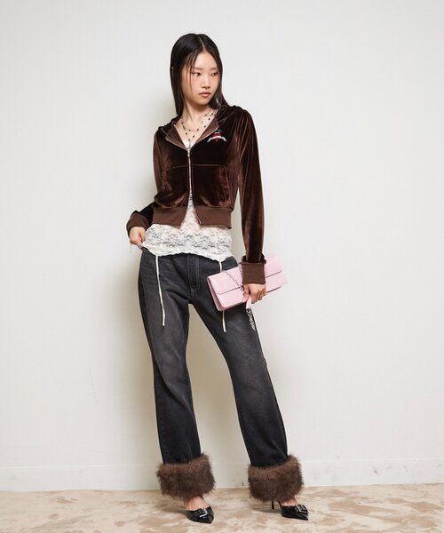 WHO'S WHO gallery(フーズフーギャラリー)の「【26AW LOOK掲載品番】ベロアインクドチビパーカー(パーカー・レディース・ブラウン/ピンク/ブルー・FREE)」の5枚目の写真