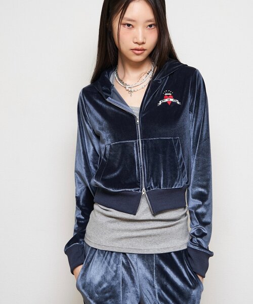 WHO'S WHO gallery(フーズフーギャラリー)の「【26AW LOOK掲載品番】ベロアインクドチビパーカー(パーカー・レディース・ブラウン/ピンク/ブルー・FREE)」の7枚目の写真