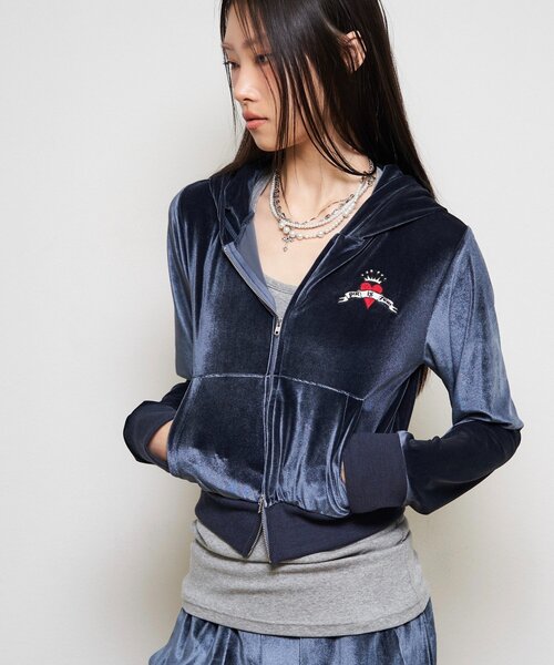 WHO'S WHO gallery(フーズフーギャラリー)の「【26AW LOOK掲載品番】ベロアインクドチビパーカー(パーカー・レディース・ブラウン/ピンク/ブルー・FREE)」の9枚目の写真