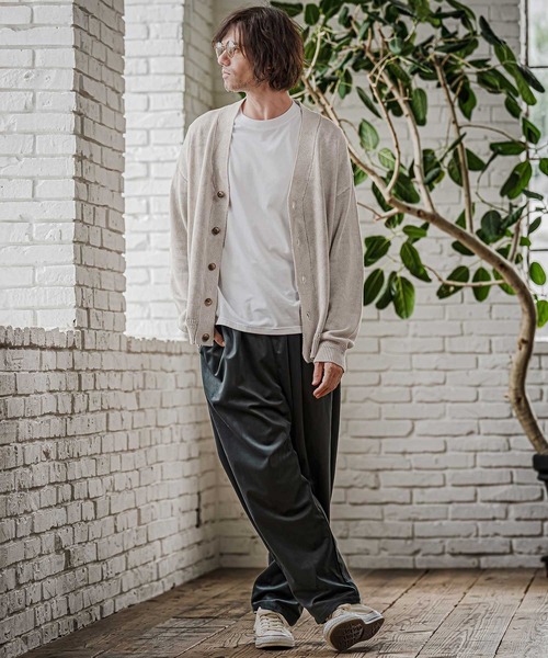 CAMBIO(カンビオ)の「mcg3866-Faded Wash V Neck Knit Cardigan ニットカーディガン(PF-262-015)(カーディガン/ボレロ・メンズ・ブラック/ブルー/マスタード/グレイッシュベージュ・M/L)」の12枚目の写真