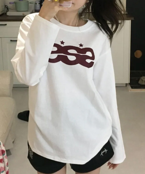 VIVID LADY(ビビッドレディー)の「SSSプリント 長袖トップス ロンT(Tシャツ/カットソー・レディース・ベージュ/ブラック/ホワイト・FREE)」の19枚目の写真