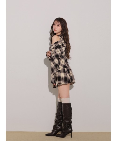 M me eme(エムミーエメ)の「Check shirt collar cropped jacket(eme10865)(その他アウター・レディース・ブラウン/ブラック・FREE)」の9枚目の写真