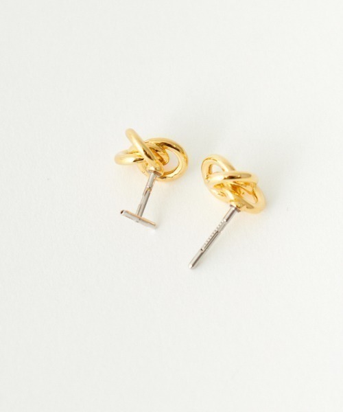 BAQLESS（バックレス）の「[BAQLESS/バックレス] AMITY REBECCA ゴールドピアス（ピアス（両耳用）・レディース・ゴールド・ONE SIZE）」の7枚目の写真