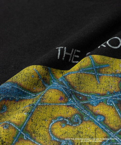 Saturdays NYC(サタデーズ ニューヨークシティ )の「The Strokes for Saturdays NYC Is This It T-shirt(Tシャツ/カットソー・メンズ・ブラック・L)」の4枚目の写真