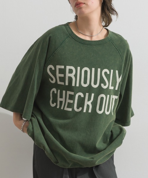 enhaut（アンオート）の「天竺編みラグラン SERIOUSLY フロント＆バック ロゴ プリント Tシャツ（Tシャツ/カットソー・レディース・グリーン/オレンジ/アイボリー・FREE）」の22枚目の写真