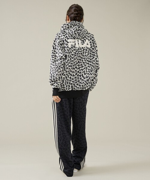 ELEY KISHIMOTO(イーリーキシモト)の「【ELEY KISHIMOTO×FILA】イーリーキシモト×フィラ スウェットフーディ / ユニセックス / SM6FBU709(パーカー・メンズ・ブラック・L/M)」の7枚目の写真