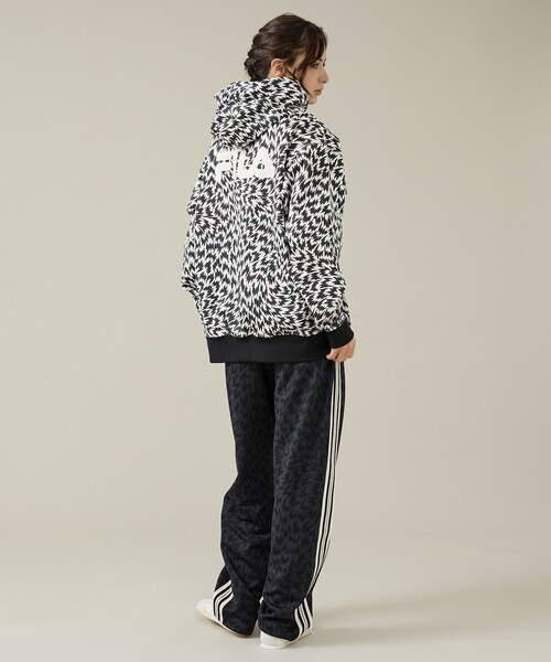 ELEY KISHIMOTO(イーリーキシモト)の「【ELEY KISHIMOTO×FILA】イーリーキシモト×フィラ スウェットフーディ / ユニセックス / SM6FBU709(パーカー・メンズ・ブラック・L/M)」の8枚目の写真
