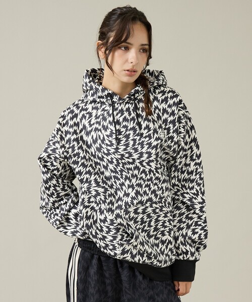 ELEY KISHIMOTO(イーリーキシモト)の「【ELEY KISHIMOTO×FILA】イーリーキシモト×フィラ スウェットフーディ / ユニセックス / SM6FBU709(パーカー・メンズ・ブラック・L/M)」の10枚目の写真