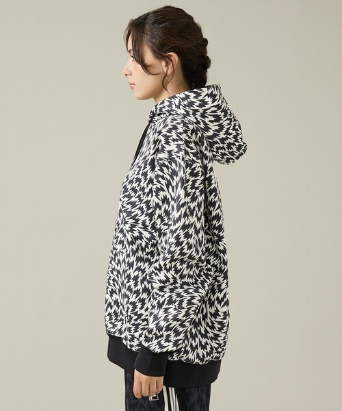 ELEY KISHIMOTO(イーリーキシモト)の「【ELEY KISHIMOTO×FILA】イーリーキシモト×フィラ スウェットフーディ / ユニセックス / SM6FBU709(パーカー・メンズ・ブラック・L/M)」の11枚目の写真