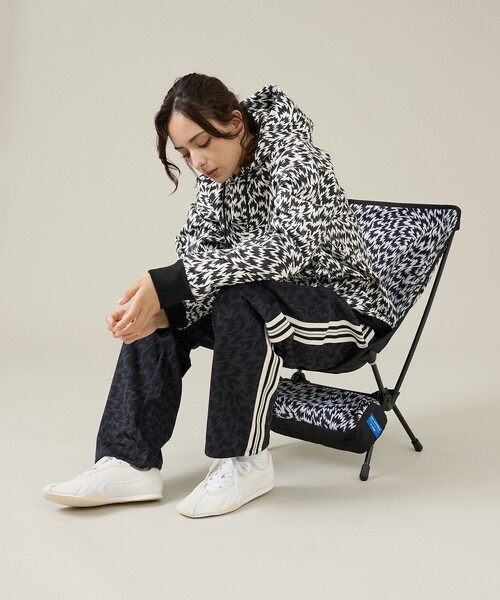 ELEY KISHIMOTO(イーリーキシモト)の「【ELEY KISHIMOTO×FILA】イーリーキシモト×フィラ スウェットフーディ / ユニセックス / SM6FBU709(パーカー・メンズ・ブラック・L/M)」の21枚目の写真