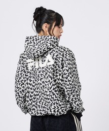 【ELEY KISHIMOTO×FILA】イーリーキシモト×フィラ スウェットフーディ / ユニセックス / SM6FBU709