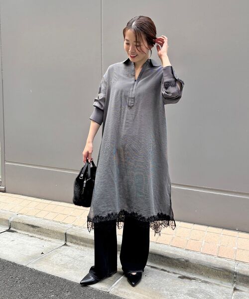 le.coeur blanc(ルクールブラン)の「フロントホックスキッパーワンピ(ワンピース・レディース・ブラウン/ブルー系その他4・38)」の2枚目の写真