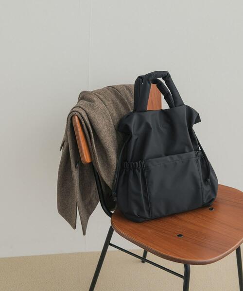 URBAN RESEARCH DOORS(アーバンリサーチドアーズ)の「ナイロンドロストトートバッグ(トートバッグ・レディース・ブラック/カーキ・-)」の3枚目の写真