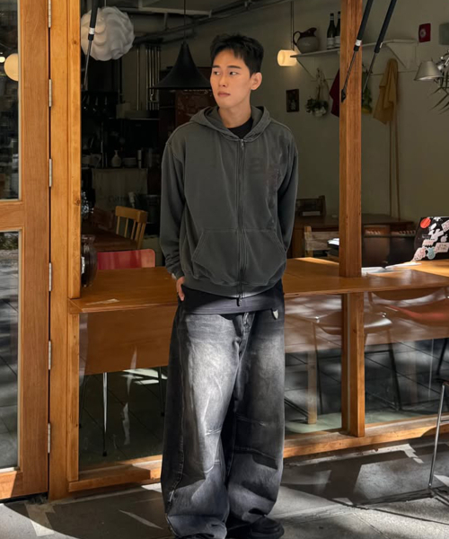 TRAVEL(トラベル)の「インペリアル PIGMENT フードジップアップ ブラック・チャコール(パーカー・レディース・その他・SMALL/LARGE/MEDIUM)」の2枚目の写真