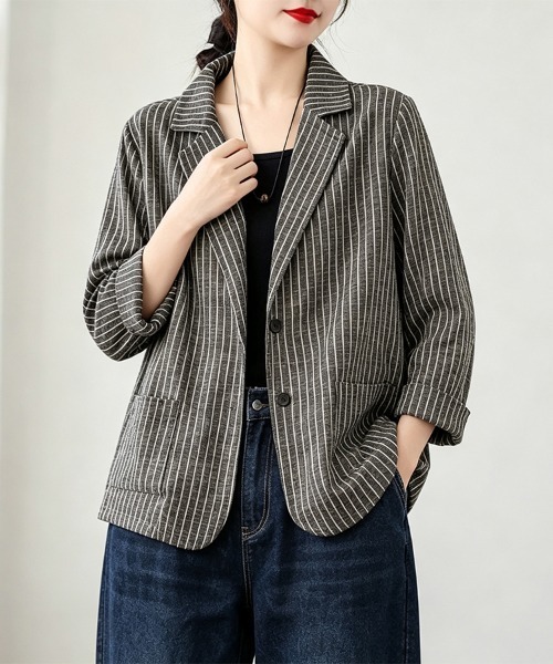ReRe(リリ)の「ストライプ柄テーラードカラージャケット(テーラードジャケット・レディース・ストライプ・LARGE/MEDIUM/X-LARGE)」の1枚目の写真