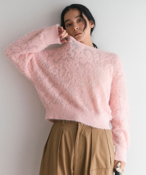 Firsthand(ファーストハンド)の「Firsthand/ファーストハンド 限定展開 フェザーヤーン 透かし編み ニットプルオーパー(ニット/セーター・レディース・ピンク/オフホワイト/ブラック・FREE)」の3枚目の写真
