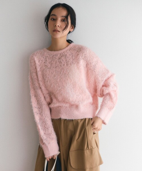 Firsthand(ファーストハンド)の「Firsthand/ファーストハンド 限定展開 フェザーヤーン 透かし編み ニットプルオーパー(ニット/セーター・レディース・ピンク/オフホワイト/ブラック・FREE)」の22枚目の写真