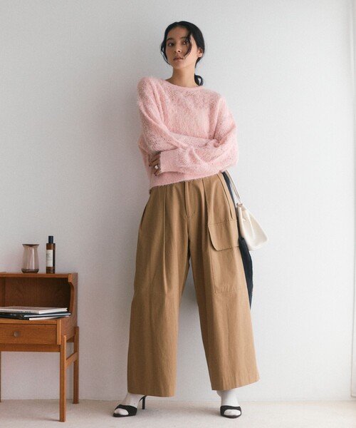 Firsthand(ファーストハンド)の「Firsthand/ファーストハンド 限定展開 フェザーヤーン 透かし編み ニットプルオーパー(ニット/セーター・レディース・ピンク/オフホワイト/ブラック・FREE)」の9枚目の写真