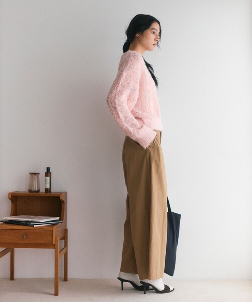 Firsthand(ファーストハンド)の「Firsthand/ファーストハンド 限定展開 フェザーヤーン 透かし編み ニットプルオーパー(ニット/セーター・レディース・ピンク/オフホワイト/ブラック・FREE)」の14枚目の写真