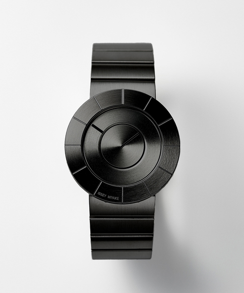 ISSEY MIYAKE(イッセイミヤケ)の「Web限定 ISSEY MIYAKE TO NY0N002 Black(アナログ腕時計・レディース・ブラック・FREE)」の2枚目の写真