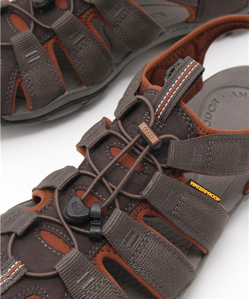 KEEN（キーン）の「CLEARWATER CNX / クリアウォーター シーエヌエックス / メンズ サンダル（サンダル・メンズ・グレー・26.0cm/29.0cm/27.0cm/26.5cm/27.5cm/25.5cm/25.0cm/28.0cm/30cm）」の7枚目の写真