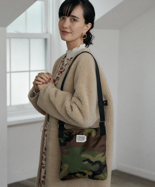 FREDRIK PACKERS（フレドリックパッカーズ）の「[WEB限定][別注][フレドリックパッカーズ]fredrik packers MONKS CB サコッシュ（ショルダーバッグ・レディース・ホワイト/ブラック/オリーブ/ベージュ/その他1・FREE）」の9枚目の写真