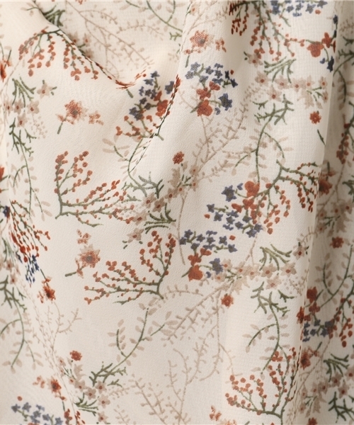 archives（アルシーヴ）の「花柄シャーリングプルオーバー（シャツ/ブラウス・レディース・ネイビー/ベージュ/ブラック・MEDIUM）」の9枚目の写真