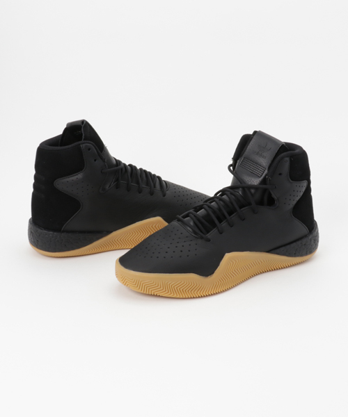 adidas（アディダス）の「adidas TUBULAR ISTNT チュブラー 