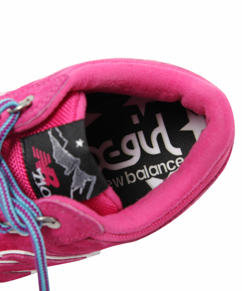 X-girl（エックスガール）の「X-girl NEW BALANCE 710（スニーカー・レディース・ピンク・23cm/23.5cm/24cm/24.5cm/25cm/26.5cm/27cm/27.5cm）」の5枚目の写真