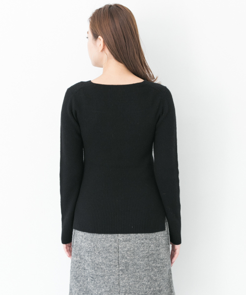 URBAN RESEARCH（アーバンリサーチ）の「カシミヤ混Vネックリブニット（ニット/セーター・レディース・イエロー/ピンク/オフホワイト/ブラック・FREE）」の12枚目の写真