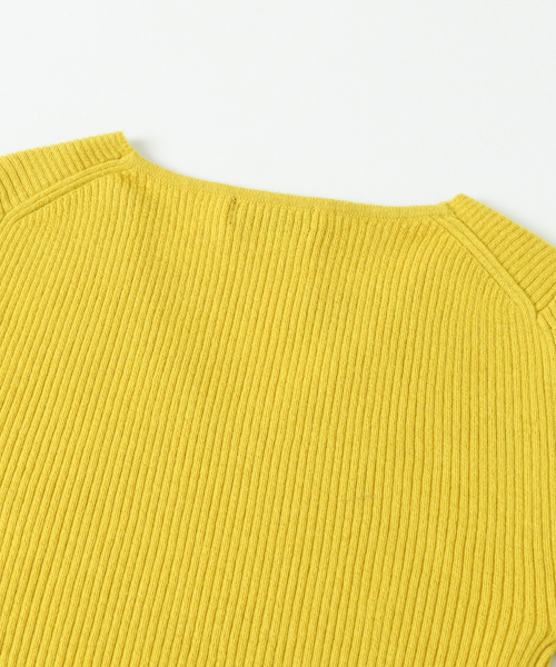 URBAN RESEARCH（アーバンリサーチ）の「カシミヤ混Vネックリブニット（ニット/セーター・レディース・イエロー/ピンク/オフホワイト/ブラック・FREE）」の10枚目の写真