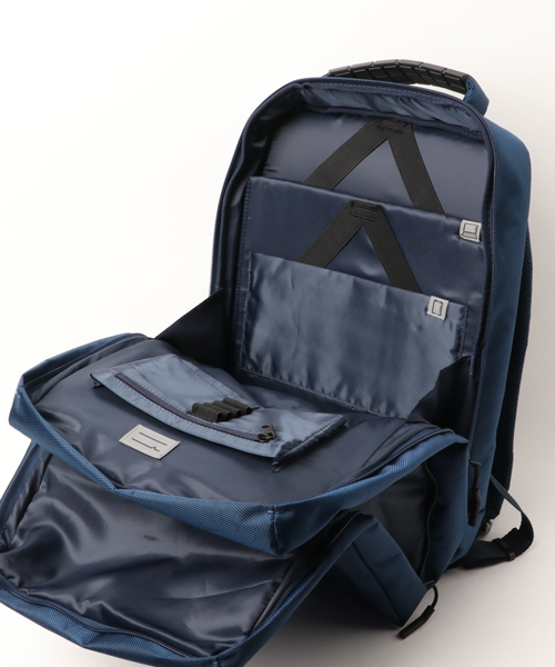 UNSTANDARD(アンスタンダード)の「UNSTANDARD スクエア PC バックパック リュック(バックパック/リュック・メンズ・ブラック/グレー/カーキ/ネイビー・FREE)」の6枚目の写真