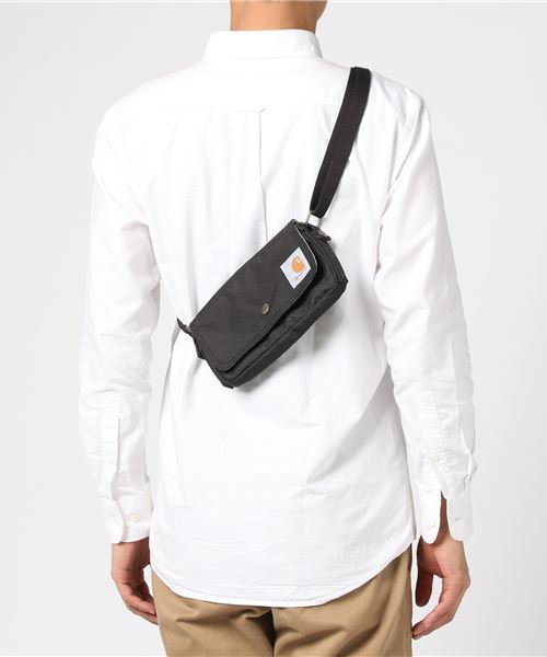 Carhartt（カーハート）の「Carhartt (カーハート) Small Essential Pouch スモール ショルダー バッグ（ショルダーバッグ・メンズ・ブラック/ブラウン・FREE）」の6枚目の写真